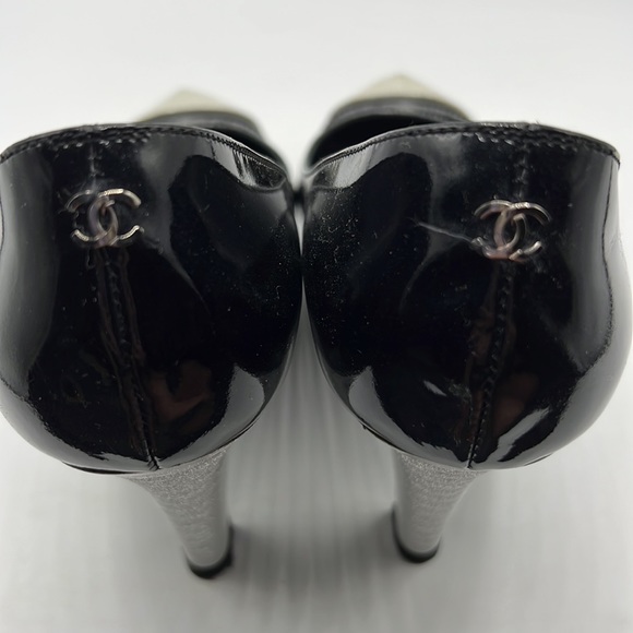 Authentic used Chanel heels size 37.5. I’m a size 6.5/7 and fits me perfectly. - Picture 7 of 8